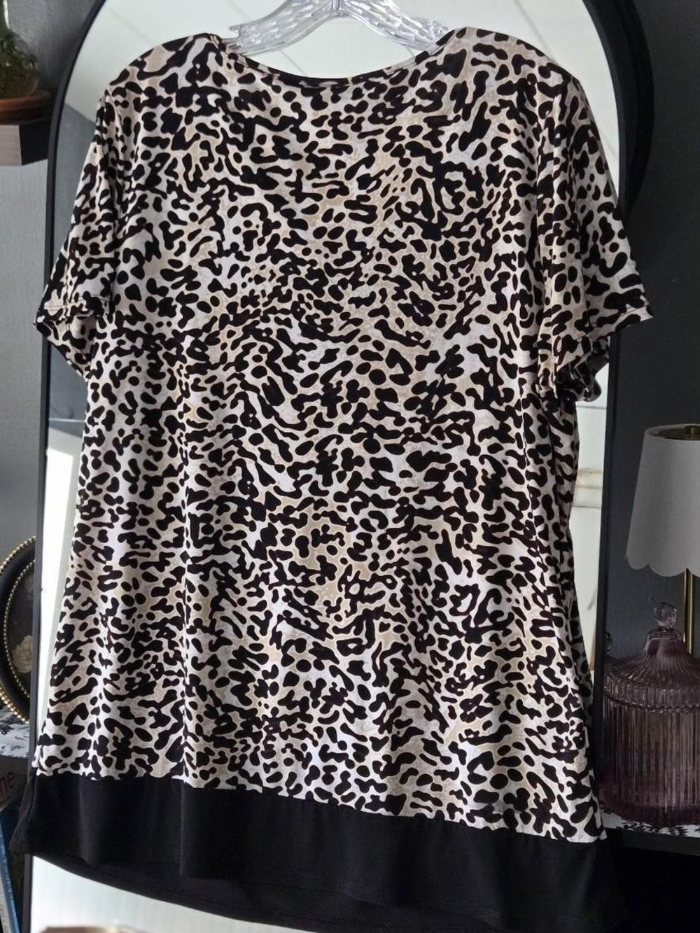 Fashion Bug Black & Cream Leopard-Print Short Sleeve Tunic - Picture 3 of 8